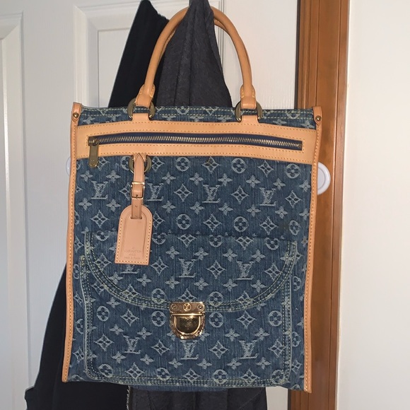 Louis Vuitton Sac Plat - Picture 2 of 16